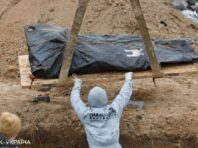 З’явилися супутникові знімки масового поховання біля Ізюму