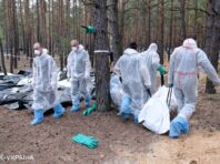 Поліція назвала нову кількість тіл, які ексгумували в Ізюмі