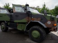 Німеччина відмовила Україні в поставках бронеавтомобілів Dingo, – Bild