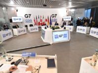 Міністри G7 погодили ліміт ціни на російську нафту, – Sky News
