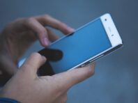 Тест для нових технологій. На телефони українців почнуть приходити повідомлення про НС