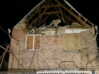 П’ять ударів за ніч: окупанти “Градами” та артилерією накрили Нікопольський район