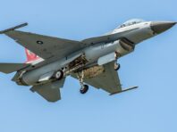 У Пентагоні розповіли, коли Україна може отримати винищувачі F-16 у разі схвалення