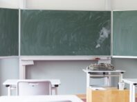 У Херсонській області окупанти намагаються підкупити батьків, а вчителям – погрожують, – Братчук