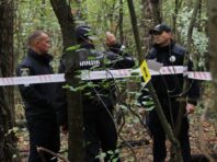 Зав’язали очі та мучили. Під Києвом знайшли тіла двох страчених окупантами чоловіків (фото)