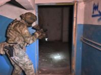 Окупанти тримають у підвалах 7 викрадених мешканців Каховської громади (фото)