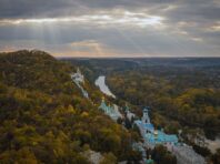 Прикордонники показали, як виглядають позиції окупантів біля Святогірська (відео)