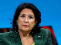 Президент Грузії закликала відповісти правосуддям на звірства росіян в Ізюмі