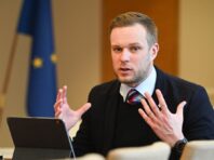 Не можна залишати в одних руках. У Литві пропонують колективно допомогти Україні з інтернетом