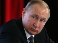 Путін доручив створити урядову комісію через пожежу на Кримському мосту