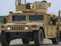 США направлять до України боєприпаси та бронемашини Humvee, – Reuters