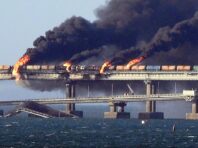 РосЗМІ заявляють про нових жертв внаслідок вибуху на Кримському мосту