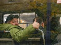 На російському Сахаліні вирішили “підтримати” сім’ї мобілізованих рибою