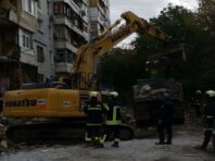 Кількість жертв внаслідок удару по багатоповерхівці у Запоріжжі 9 жовтня зросла