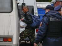 У Севастополі росіяни забирають на війну водіїв “швидкої” та трактористів, – розвідка