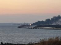 З’явилися супутникові знімки Кримського мосту після вибуху (фото)