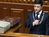 У травні 2024 року спливають пʼять років президентства Зеленського. Кажуть, що він утратить легітимність. Це правда? ― Ні, це антиконституційна маячня