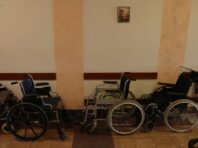 Загарбники цинічно нав’язують паспорти РФ на окупованих територіях людям з інвалідністю