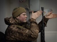 Студенти та поліцейські в Україні будуть проходити базову військову підготовку