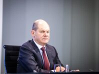 Шольц: Путін має нарешті визнати, що Україна не стане на коліна