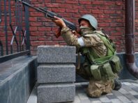 В РФ кажуть про “знищення” дрона над Кубанню, в Ростові після “спалахів” зникло світло