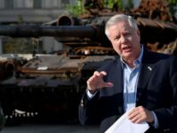 Україна влітку зможе перейти у наступ завдяки допомозі США, – сенатор Грем