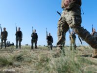 Скільки жінок наразі служать в ЗСУ: відповідь Міноборони