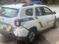 Окупанти атакували дронами авто поліції та автобус з пасажирами у Куп’янську (фото)