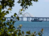 Удари ЗСУ по Кримському мосту загрожують РФ ускладнити окупацію Криму, – ISW