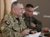 До Києва приїхав голова Генштабу Польщі