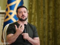 “До всіх ставлюсь з повагою”: Зеленський про порівняння Сирського та Залужного