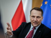 Захист дитячих лікарень – не ескалація. Польща закликала дозволити ЗСУ бити по аеродромах РФ