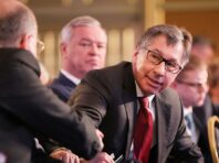 Британія конфіскувала в олігарха РФ Авена майже мільйон доларів, – Bloomberg