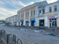 Обстріл Чугуєва: кількість поранених зросла до 9, серед них – підліток (фото)