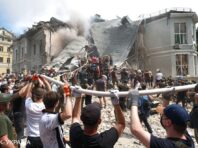 Удар по Києву: в “Охматдиті” завершили розбір завалів, а на Сирці знайшли тіла ще двох жертв