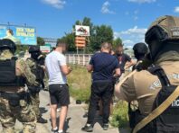 Підпалили машину військового й не тільки. Викрито двох зрадників