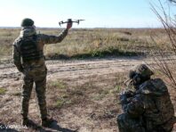 Окупанти переміщують піхоту за новою тактикою в Харківській області (відео)