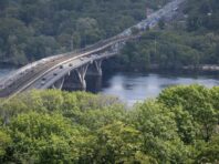 Росія цинічно звинуватила Україну в підготовці “теракту” на Київській ГЕС: МЗС відреагувало