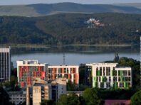 Російських загарбників розселяють у базах відпочинку поруч із туристами, – ЦНС
