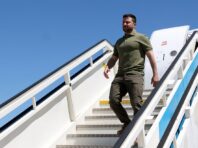 Зеленський прибув до Британії: програма візиту