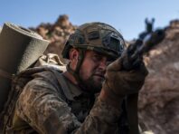ЗСУ розбили російських штурмовиків на Торецькому напрямку, трьох взяли у полон (відео)