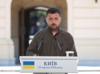 Зеленський вперше показав українську ракету-дрон “Паляниця”