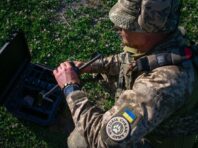 Прикордонники нанесли дронами низку нищівних ударів по позиціях та живій силі окупантів (відео)
