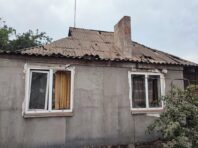 Під Черкасами через падіння уламків пошкоджені будинки (фото)