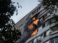 В поліції показали відео рятувальної операції після обстрілу Харкова