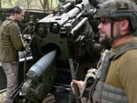 Українські десантники відбили штурм росіян: знищено танк та бронемашину (відео)