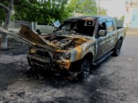 У Миколаєві троє підлітків на замовлення з РФ підпалювали автомобілі ЗСУ, їх затримали