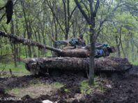 Впевнено рухаються далі. Бійці 225 ОШБ показали відео з Курського напрямку