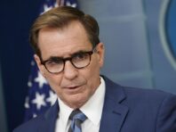 У Білому домі назвали теракт РФ проти України “класичною схемою Путіна” і знов пообіцяли ППО