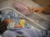 Україна повернула 14 дітей з окупації: одному з них – 2,5 місяці